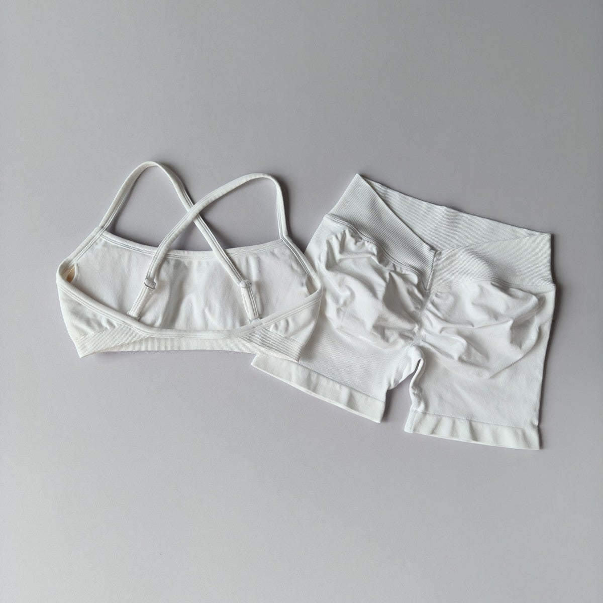 Ensemble sport sans coutures – Brassière & Short - Elvraa